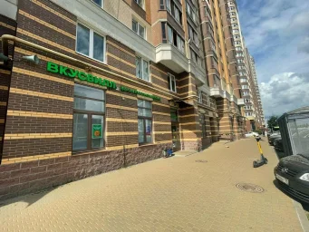 пр. Строителей, д. 4